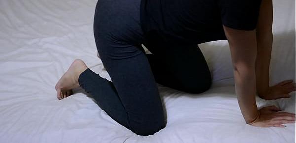  Yoga pants on her butt invited me to sex